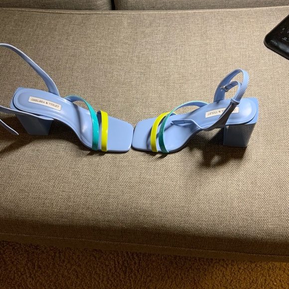 Chelsea & Violet, Holli Patent Color Block New without Tag - Picture 7 of 8